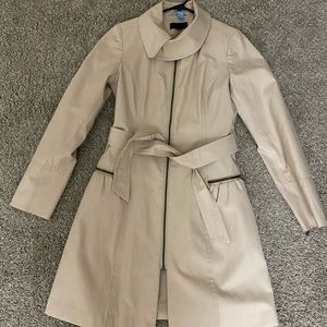 Trench coat size S. Purchased from Victoria Secret.